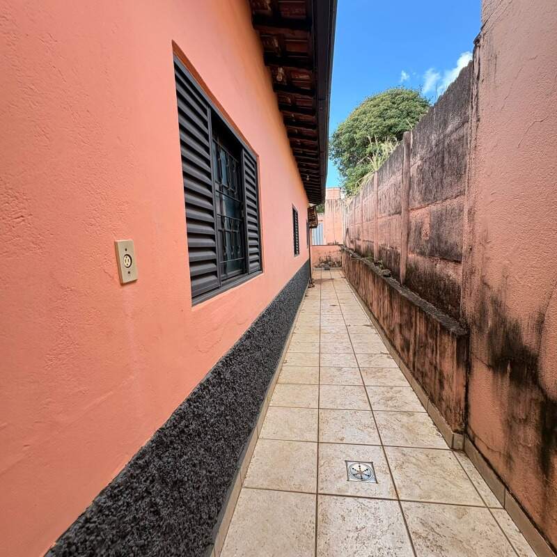 Casa para aluguel no Vila Fertiza: 