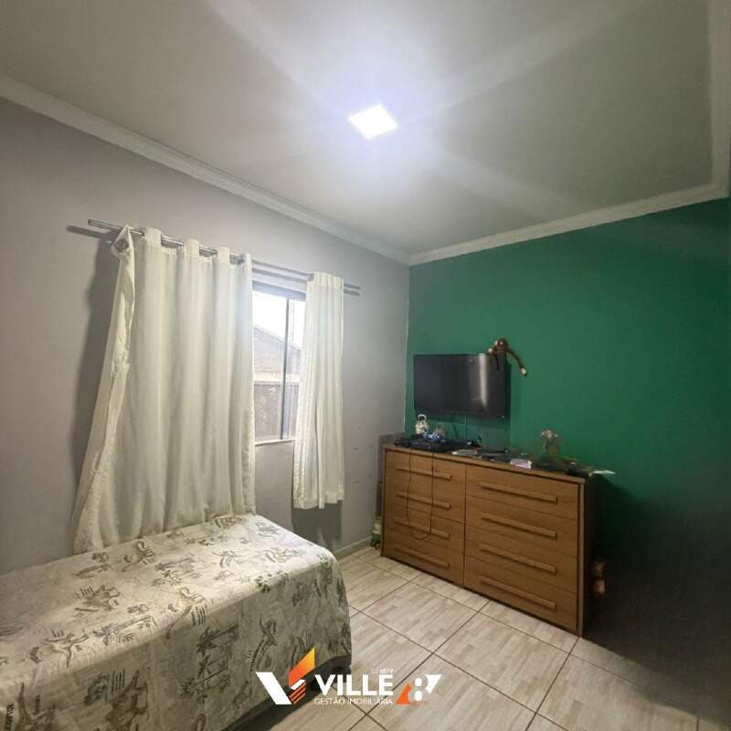Casa à venda no Fenícia : 