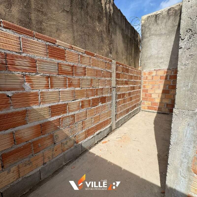 Casa à venda no NOVO HORIZONTE II: 