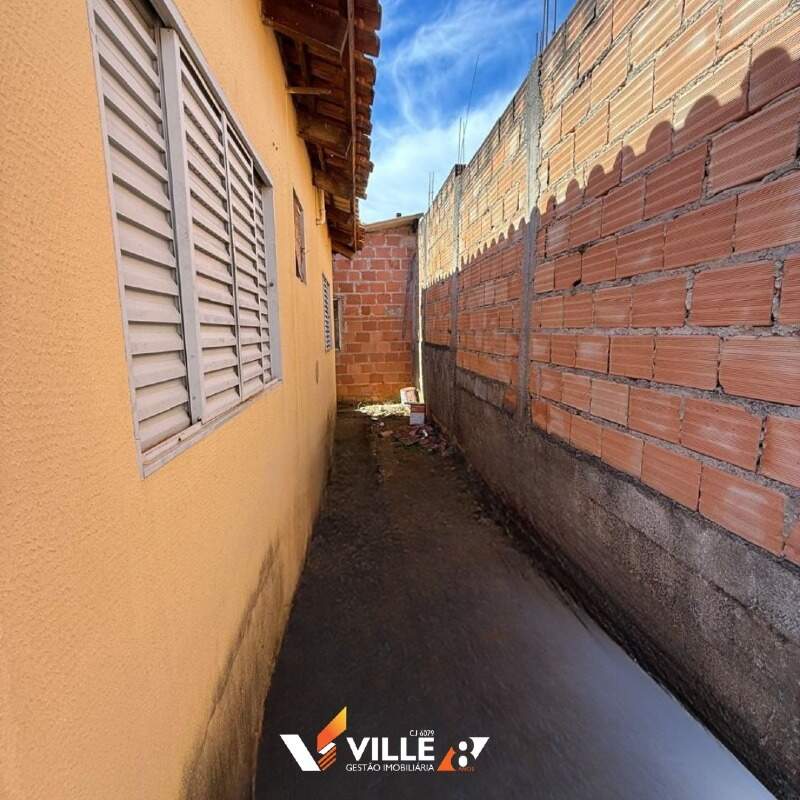 Casa à venda no Jardim das Oliveiras : 