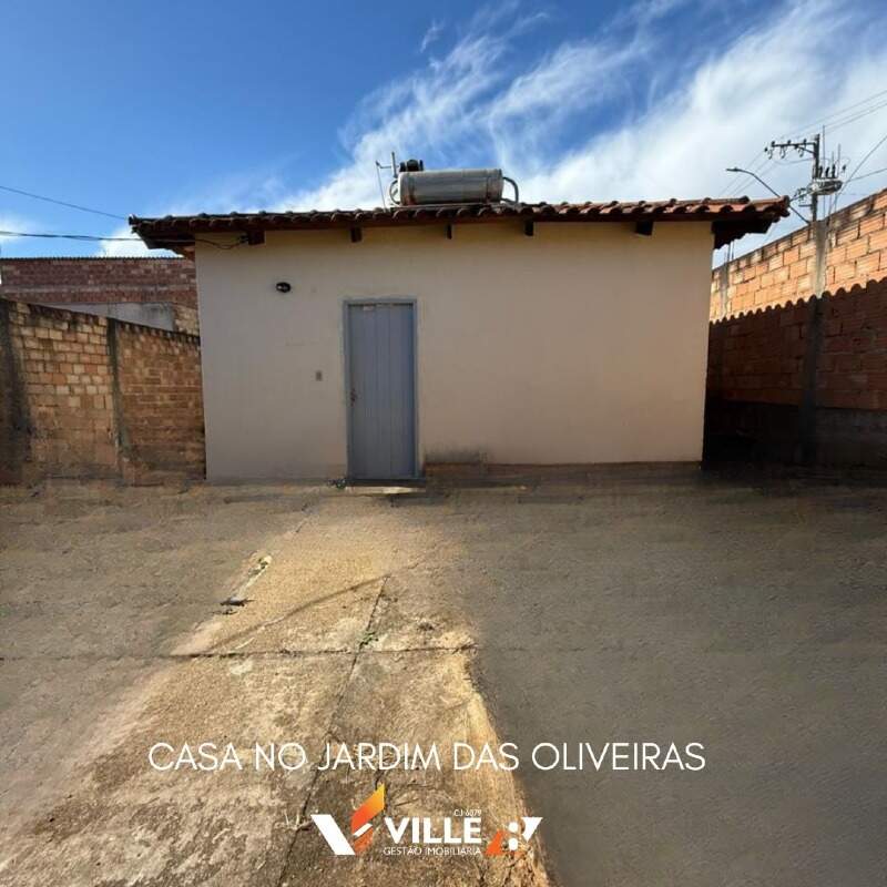 Casa à venda no Jardim das Oliveiras : 