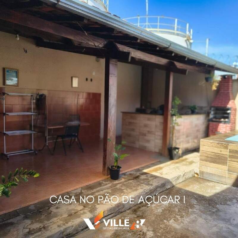 Casa à venda no Pão de Açúcar I : 