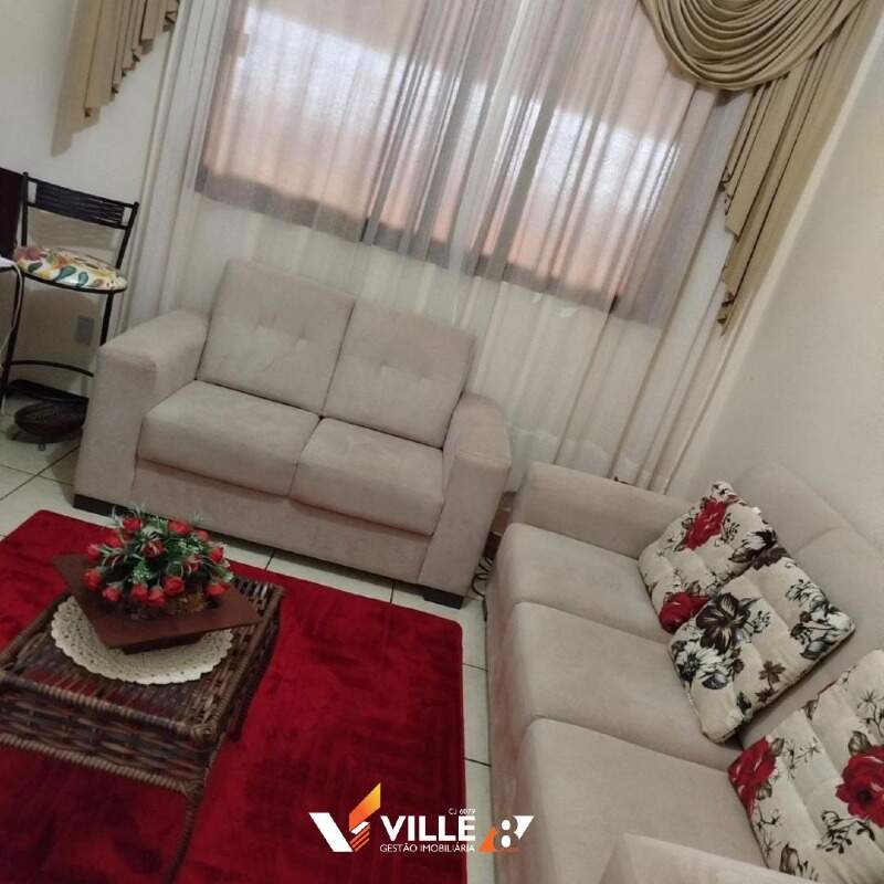 Casa à venda no Guilhermina Vieira Chaer: 