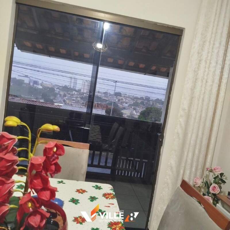 Casa à venda no Guilhermina Vieira Chaer: 