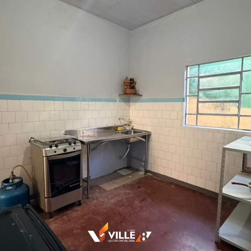 Casa à venda no Centro: 