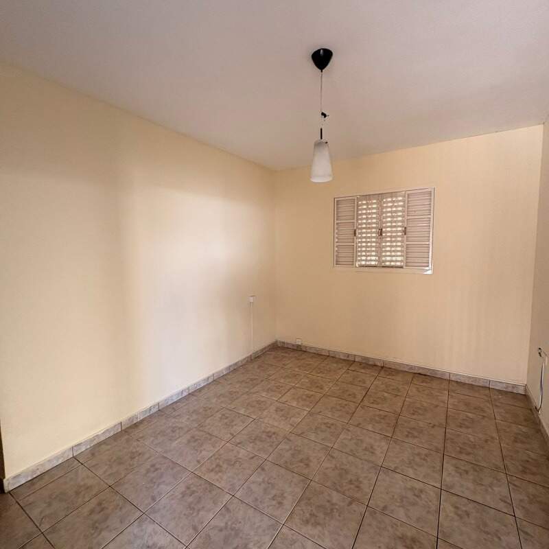 Casa para aluguel no Vila Guimarães: 