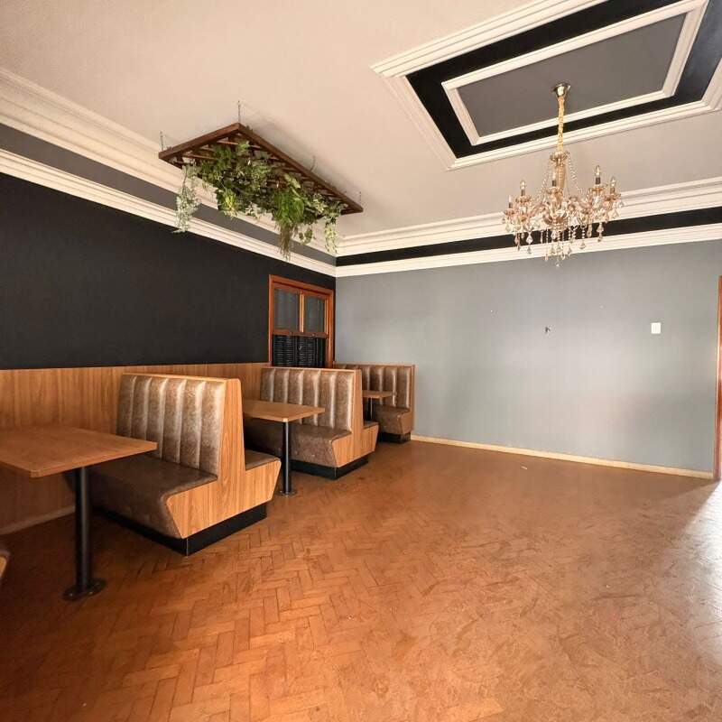 Casa para aluguel no Centro: 