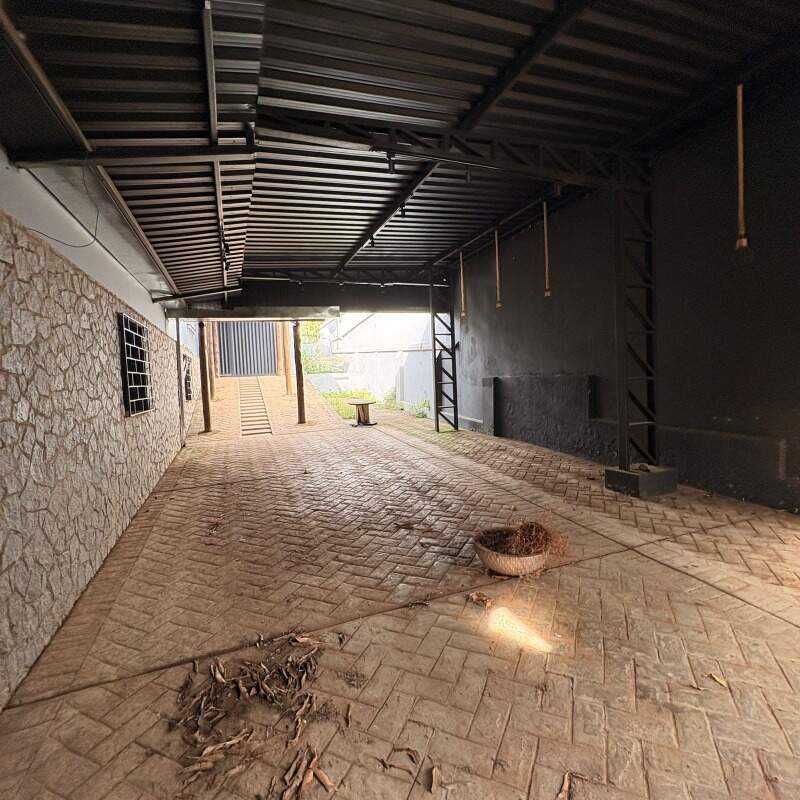 Casa para aluguel no Centro: 