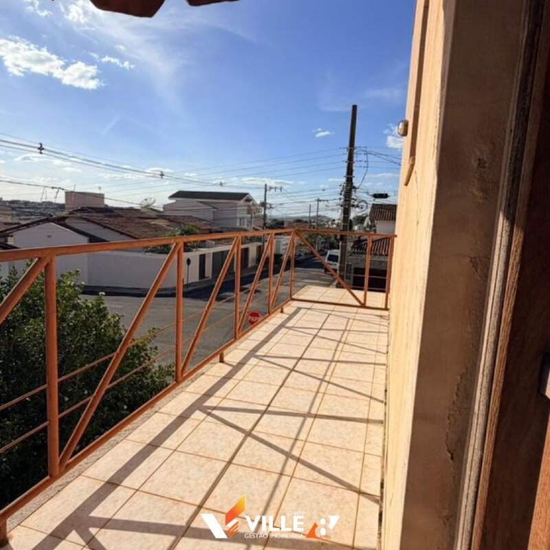 Casa à venda no Centro: 