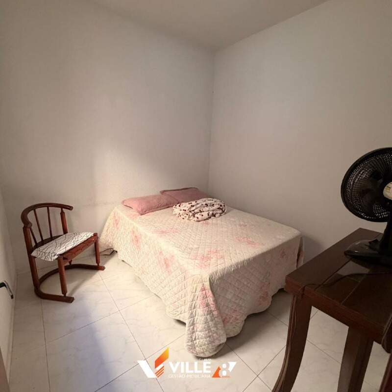 Casa à venda no Centro: 