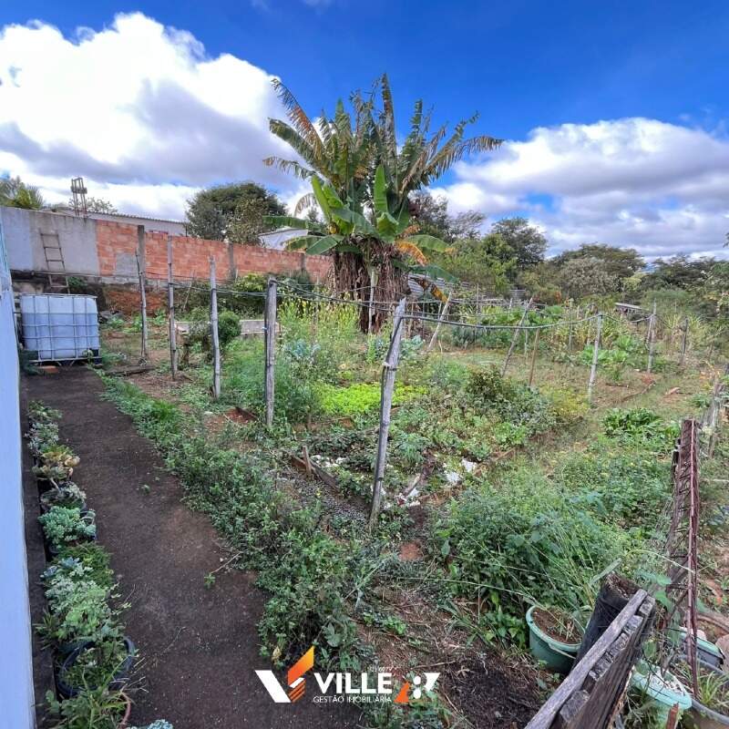 Casa à venda no Área Urbana : 