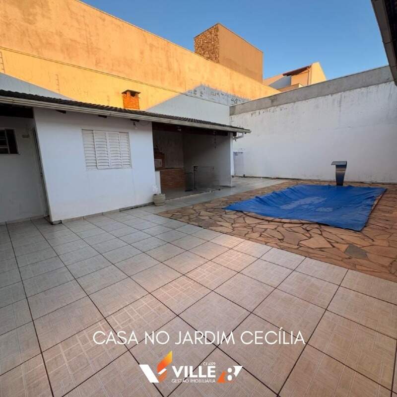 Casa à venda no Jardim Cecilia: 