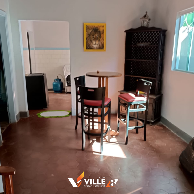 Casa à venda no Centro: 