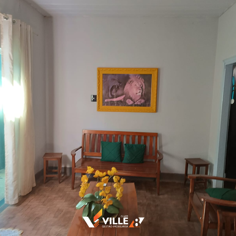 Casa à venda no Centro: 