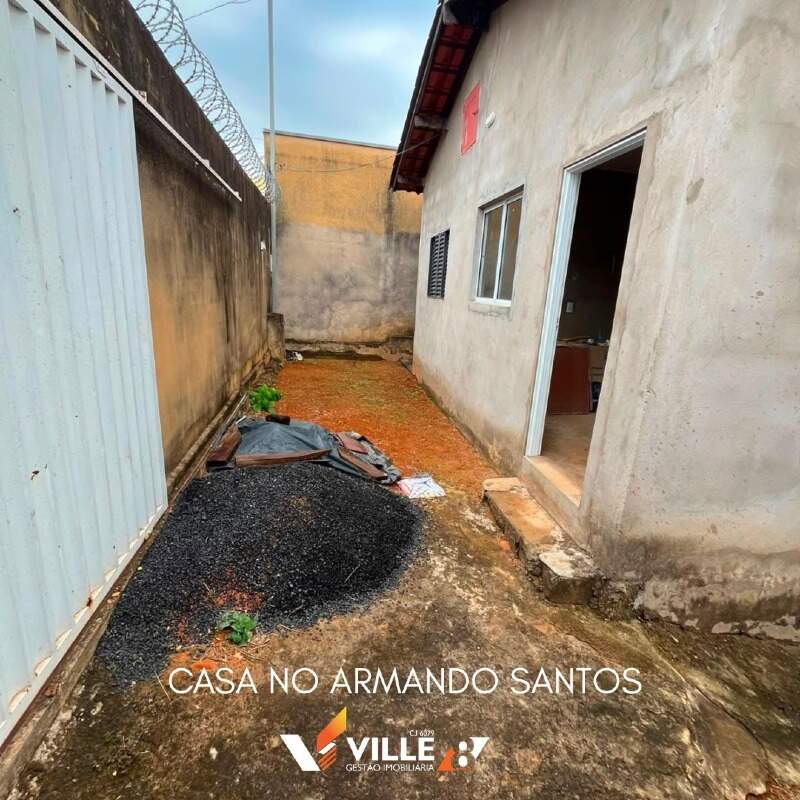 Casa à venda no Armando Santos: 