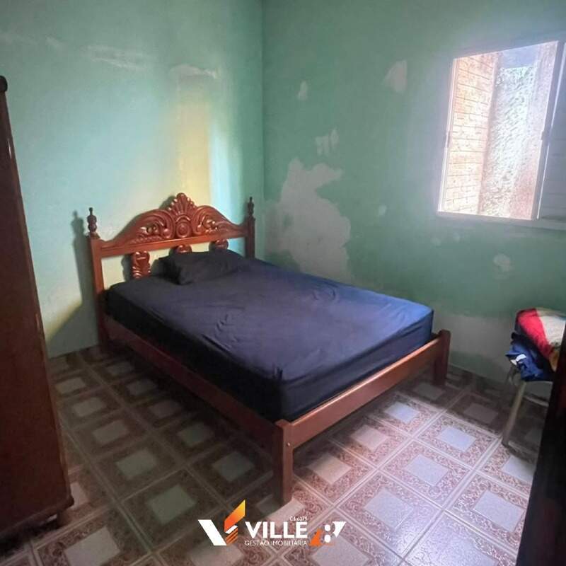 Casa à venda no Centro: 