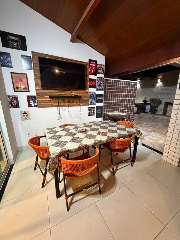 Casa à venda no Condomínio Bocaina: 