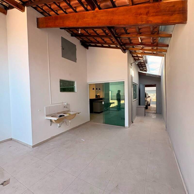 Casa para aluguel no Loteamento Fenícia: 
