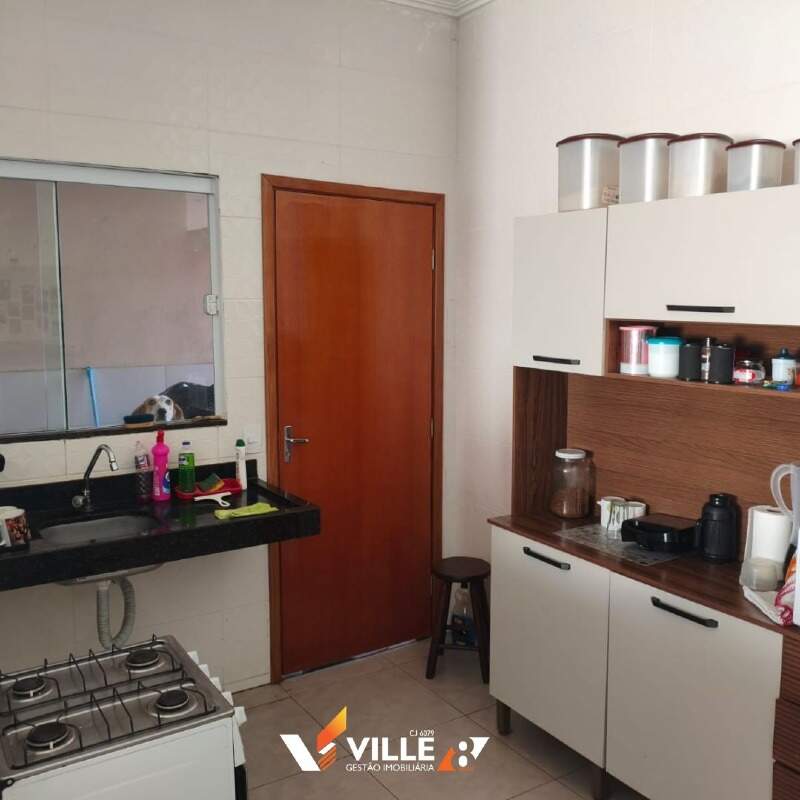 Casa à venda no Camuá : 