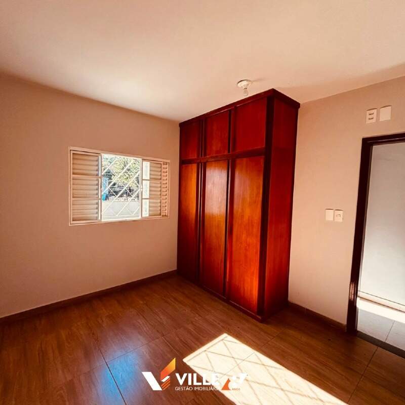 Casa à venda no Mangueira II: 
