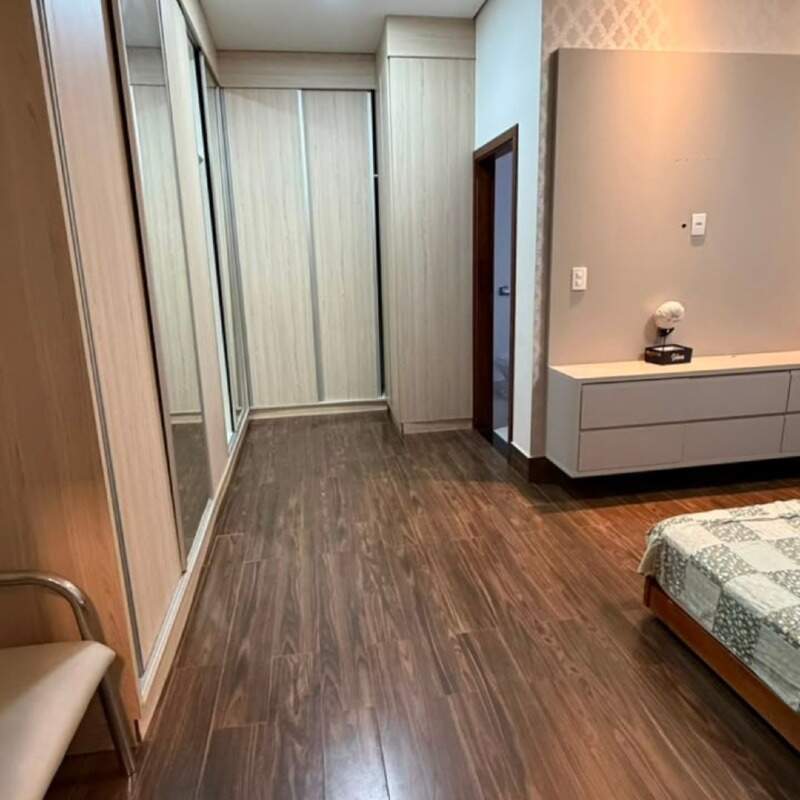 Casa à venda no Fenícia : 