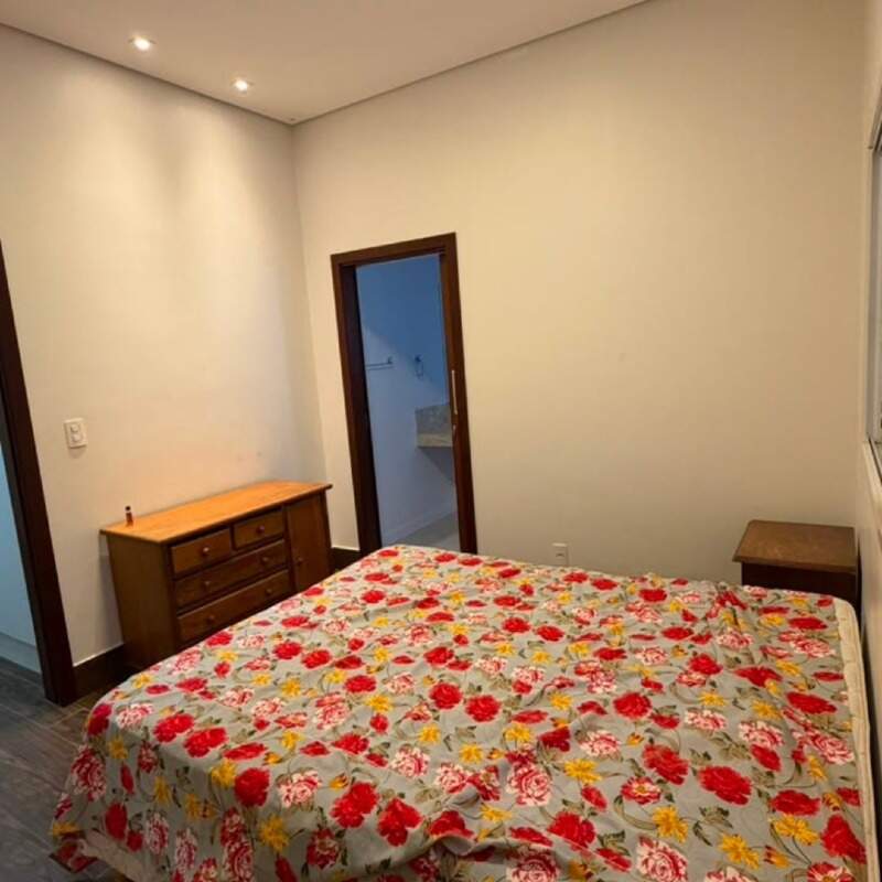 Casa à venda no Fenícia : 