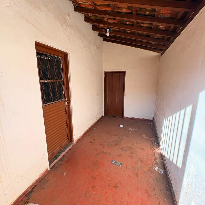 Casa para aluguel no Doutor Pedro Pezzuti: 