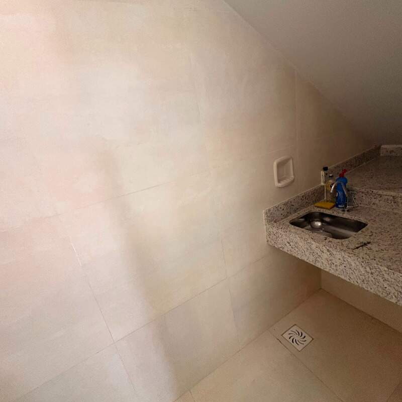 Sala para aluguel no Centro: 