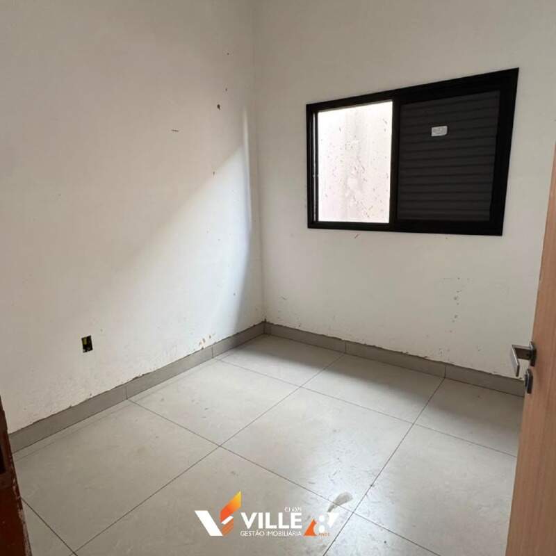 Casa à venda no Jardim Europa V: 