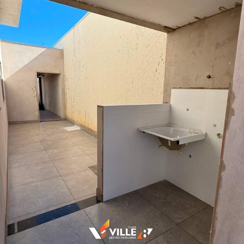 Casa à venda no Jardim Europa V: 