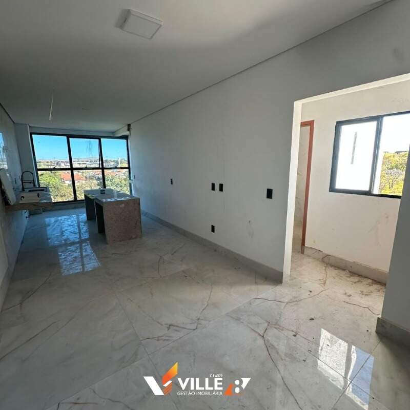 Apartamento à venda no Guilhermina Vieira Chaer: 