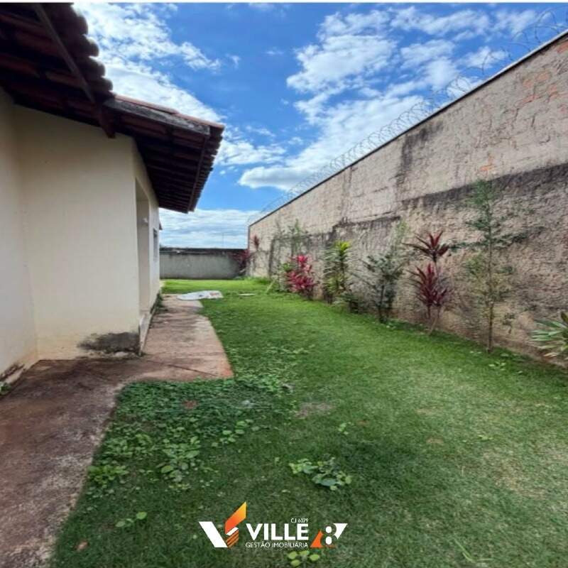 Casa à venda no Guilhermina Vieira Chaer: 