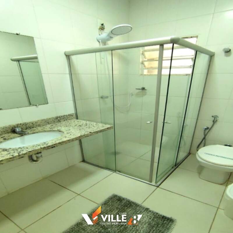 Casa à venda no Guilhermina Vieira Chaer: 