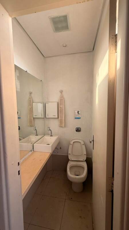 Sala para aluguel no Centro: 