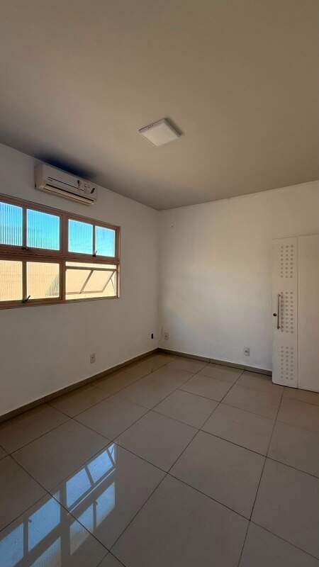 Sala para aluguel no Centro: 