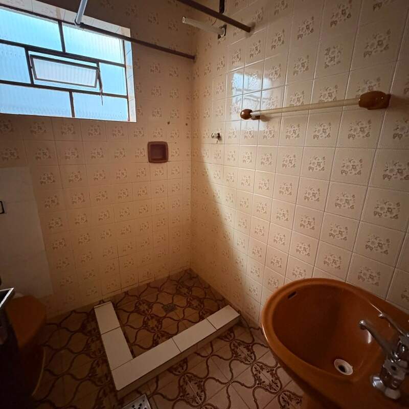 Casa para aluguel no Vila João Ribeiro: 