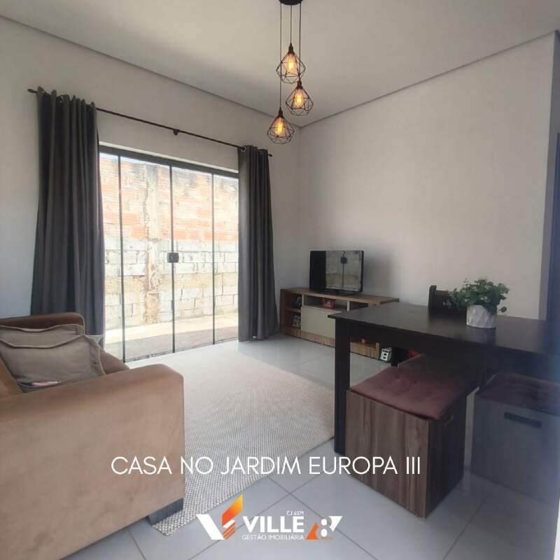 Casa à venda no Jardim Europa III: 
