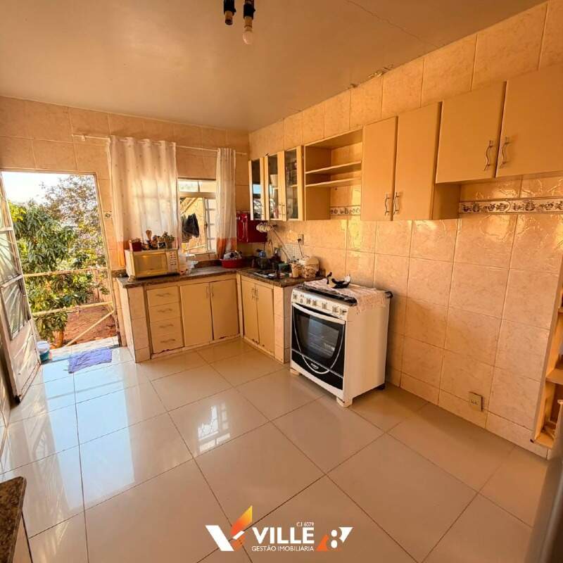 Casa à venda no Vila João Ribeiro: 