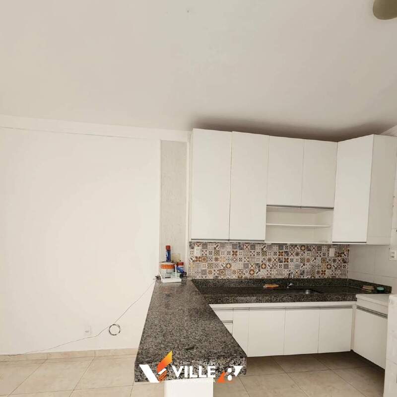 Casa à venda no Vila João Ribeiro: 