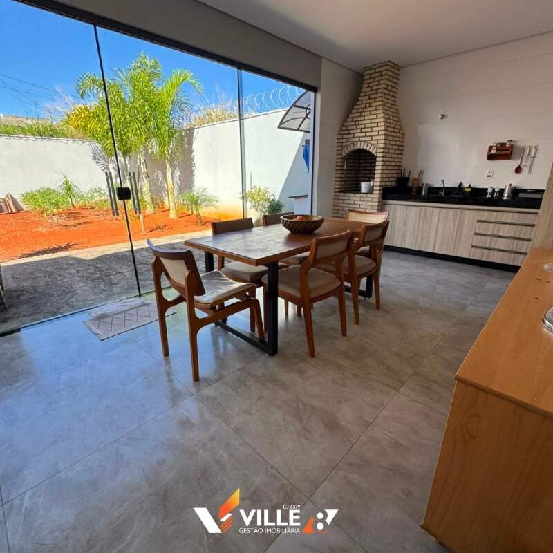 Casa à venda no Jardim Europa V: 