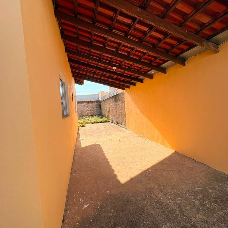 Casa para aluguel no Loteamento Max Newmann: 
