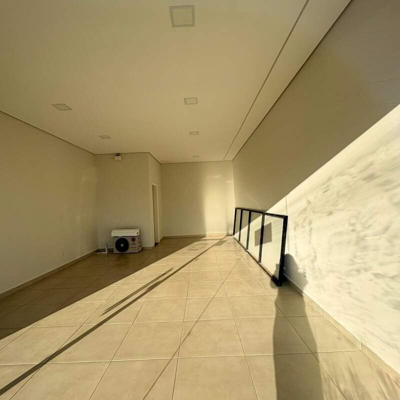 Sala para aluguel no Centro: 