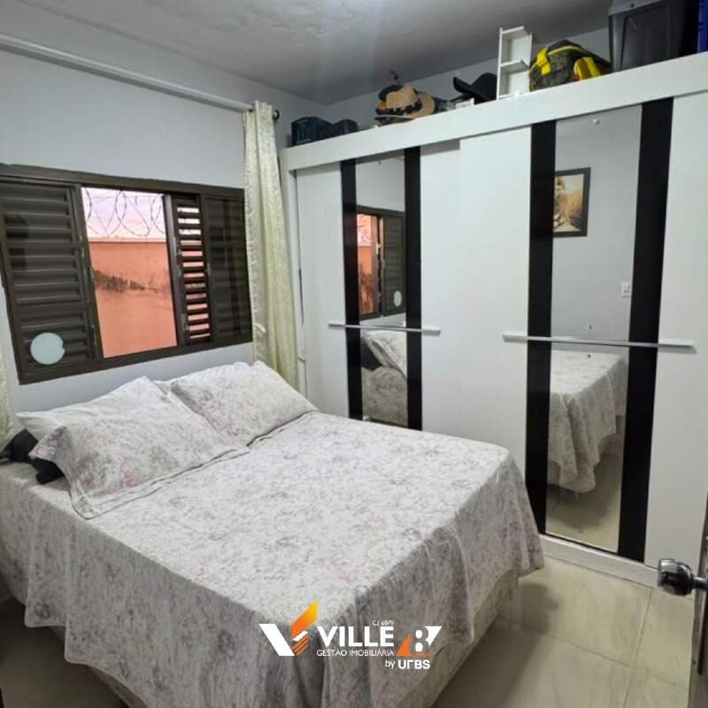 Casa à venda no Bom Jesus: 