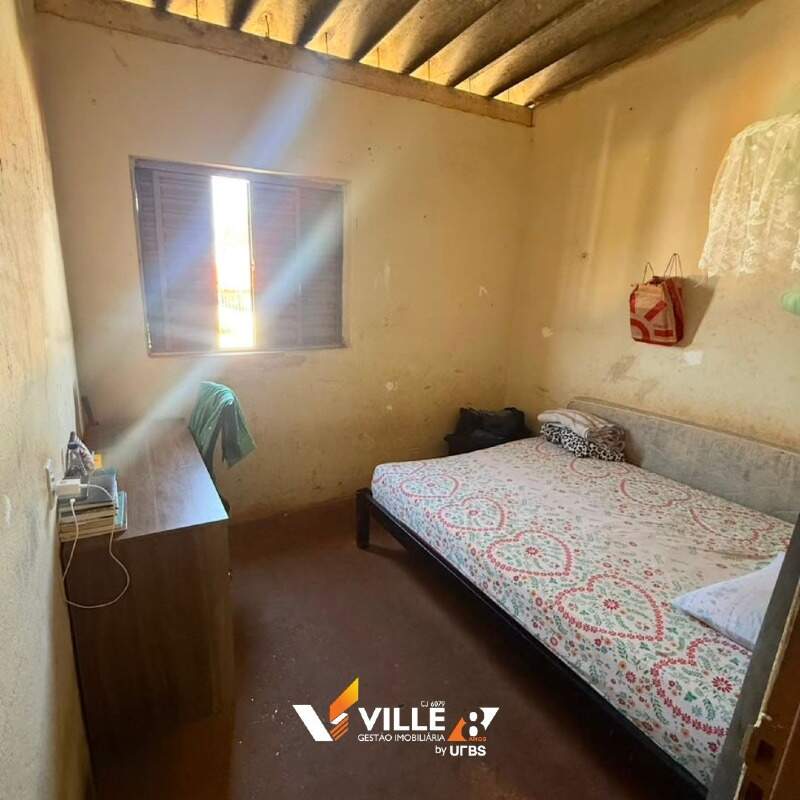 Casa à venda no Urciano Lemos: 