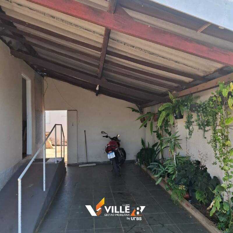 Casa à venda no Urciano Lemos: 
