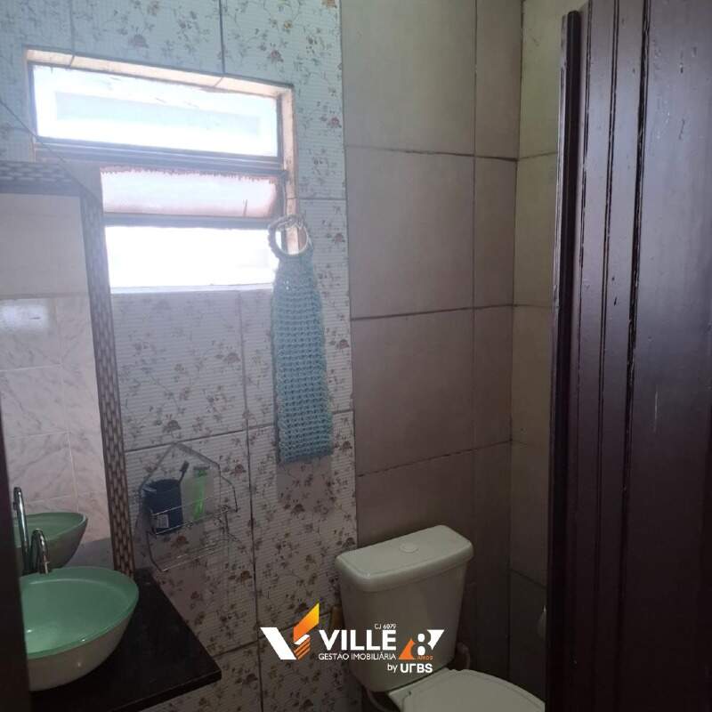 Casa à venda no Urciano Lemos: 