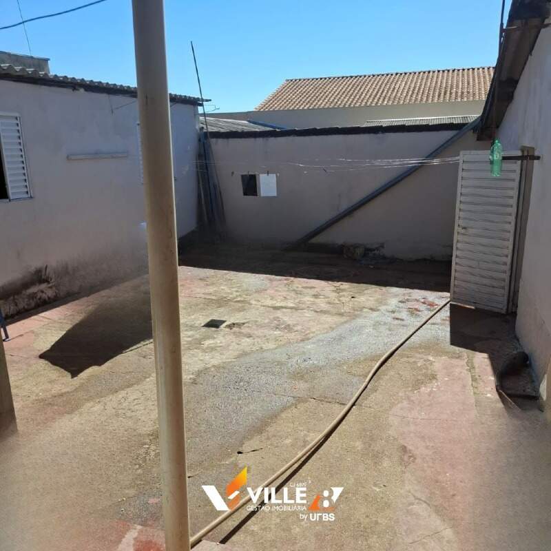 Casa à venda no Urciano Lemos: 