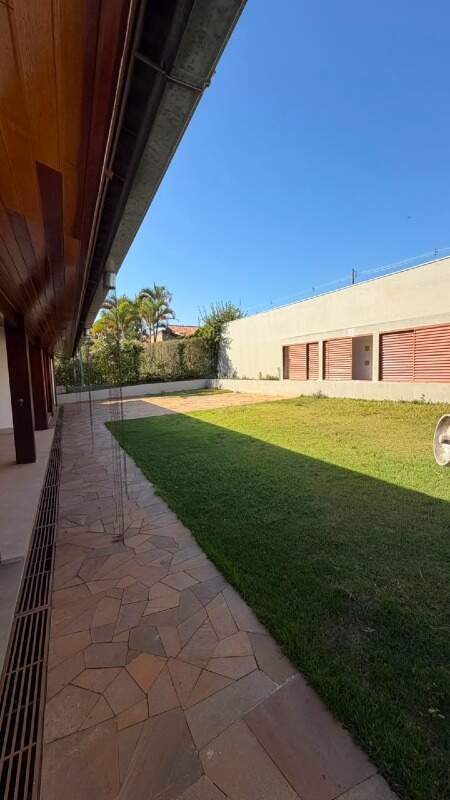 Casa à venda no Área I (CBMM): 