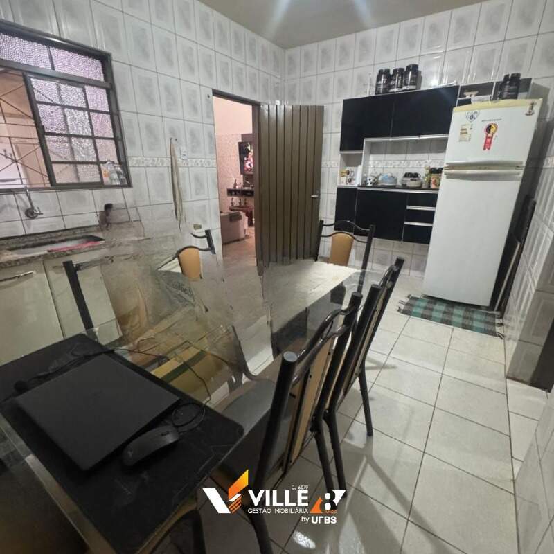 Casa à venda no Vila João Ribeiro: 
