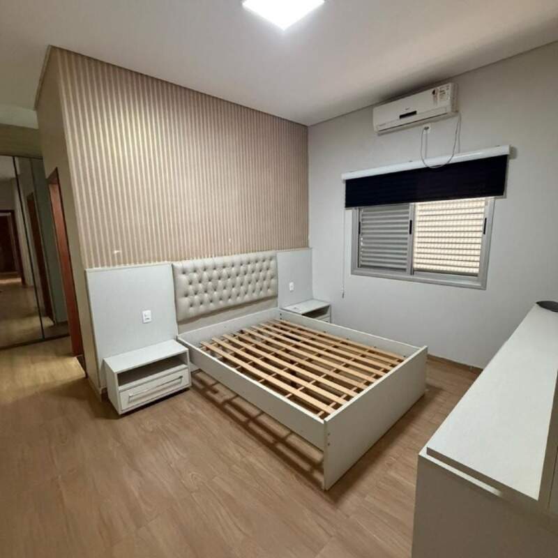 Casa à venda no Condomínio Bocaina: 